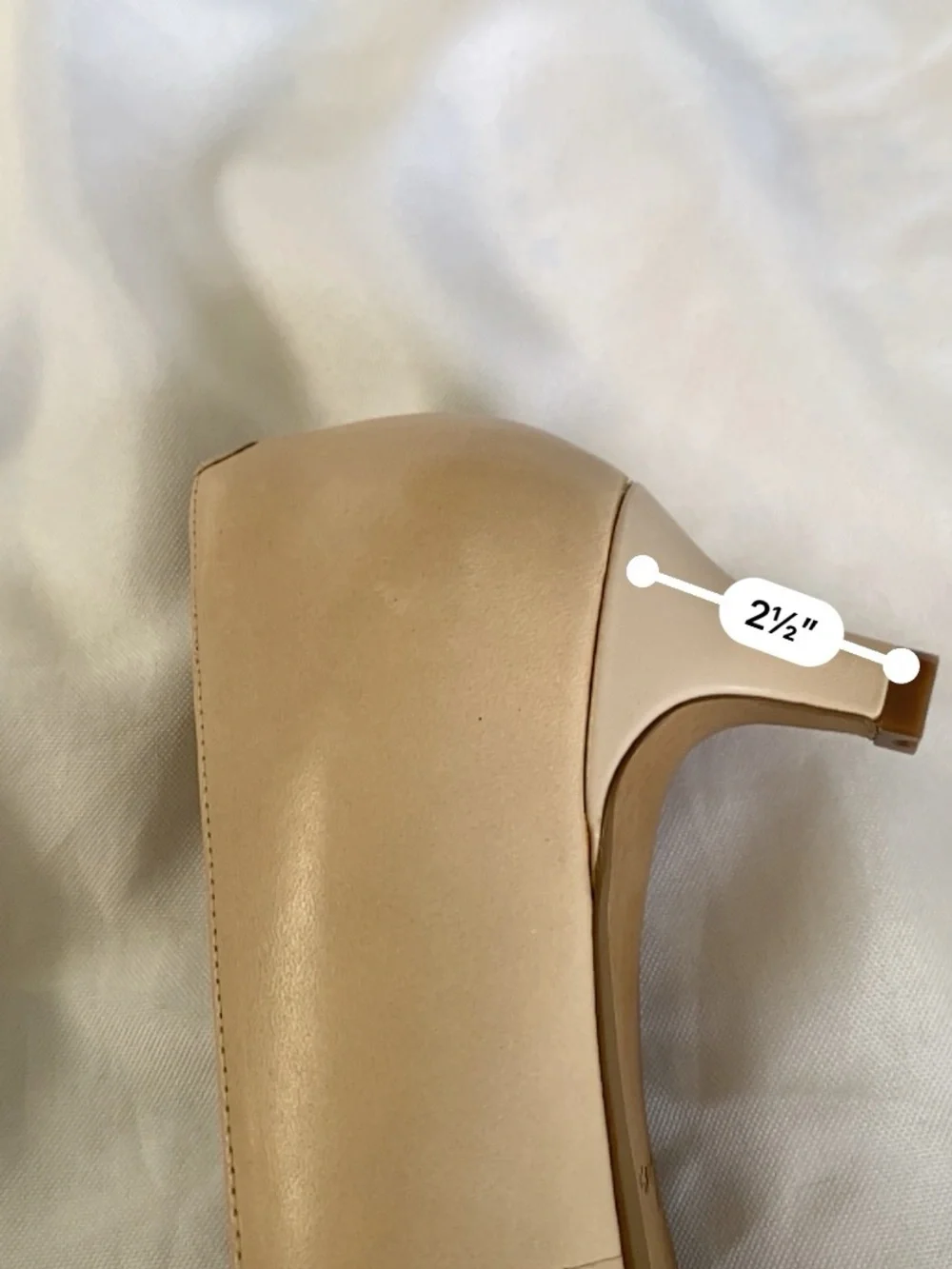 Clarks Beige Leather Rounded-Toe Comfort Flats